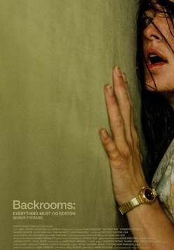 Backrooms_-_extra-mediano